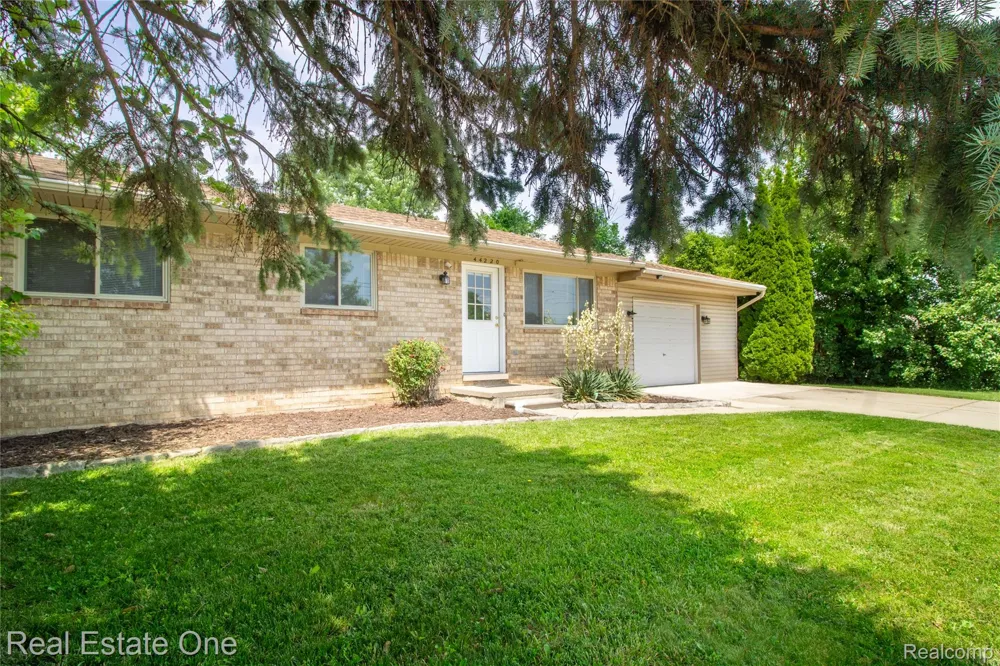 44220 Saltz Road Canton Charter Township, MI 48187