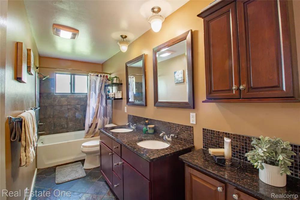 44220 Saltz Road Canton Charter Township, MI 48187
