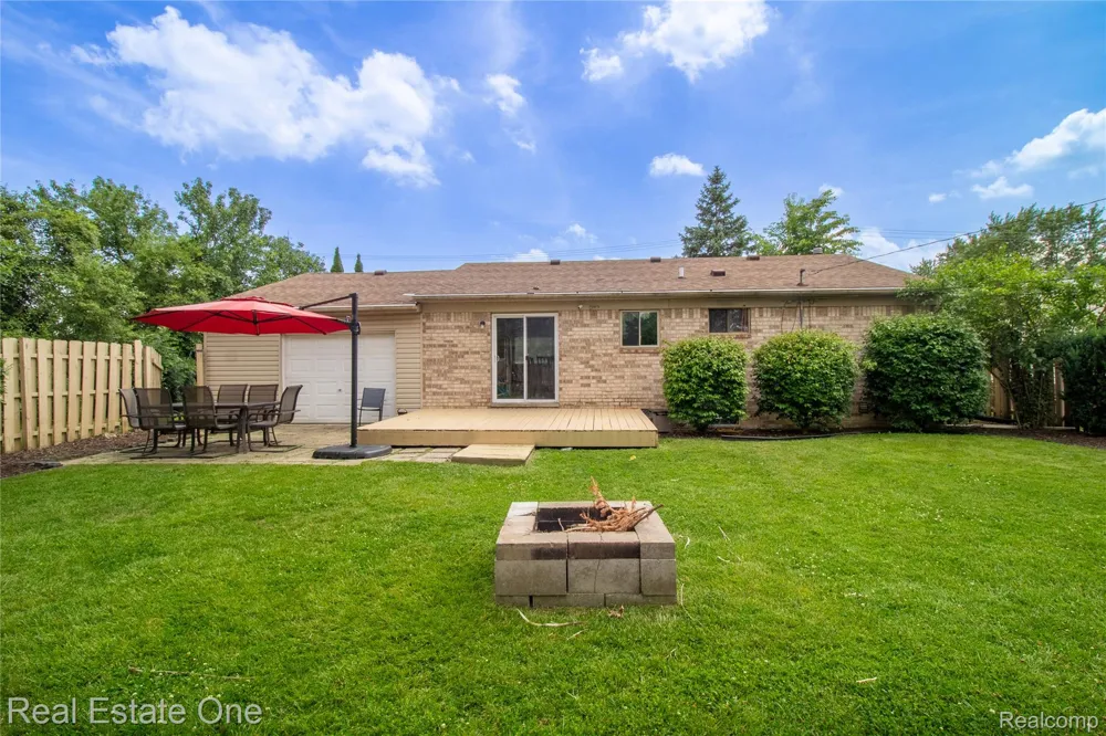 44220 Saltz Road Canton Charter Township, MI 48187