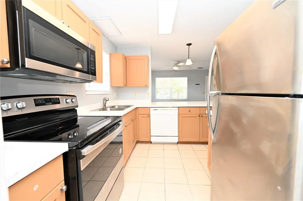 1107 KING AVENUE Lakeland, FL 33803