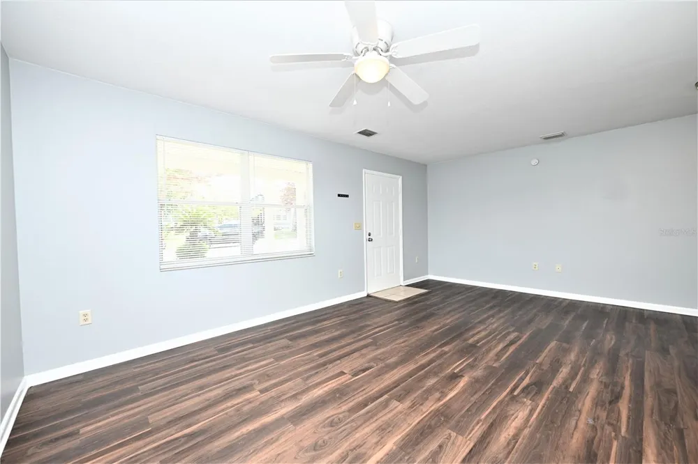 1107 KING AVENUE Lakeland, FL 33803