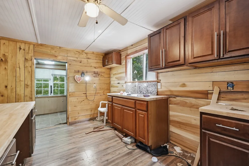 141 Audrey Drive Byrdstown, TN 38549