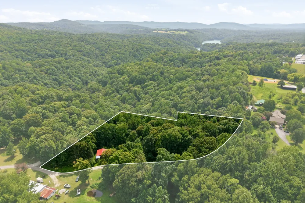 141 Audrey Drive Byrdstown, TN 38549