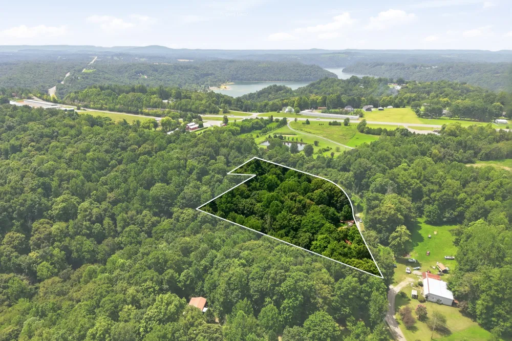 141 Audrey Drive Byrdstown, TN 38549