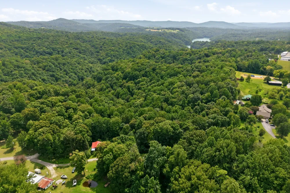 141 Audrey Drive Byrdstown, TN 38549