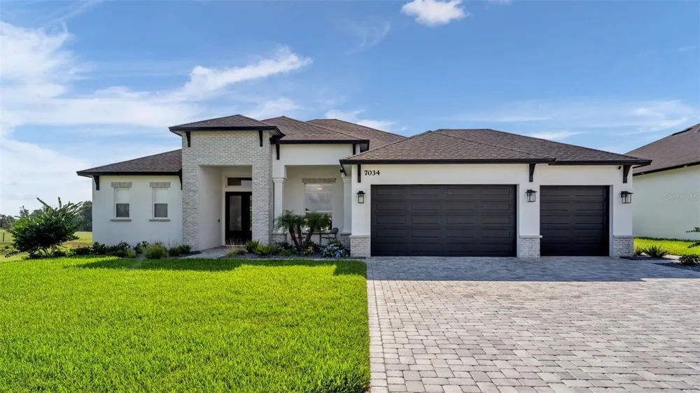 7034 BENTRIDGE DRIVE Lakeland, FL 33813