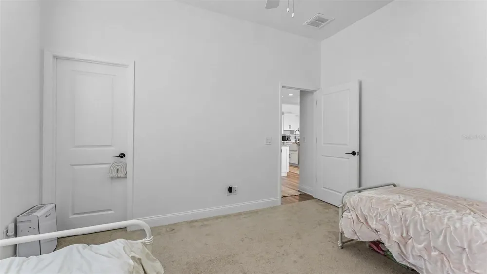 7034 BENTRIDGE DRIVE Lakeland, FL 33813