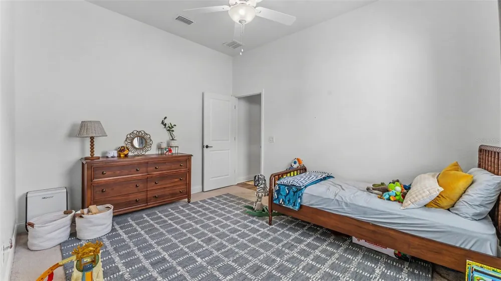 7034 BENTRIDGE DRIVE Lakeland, FL 33813