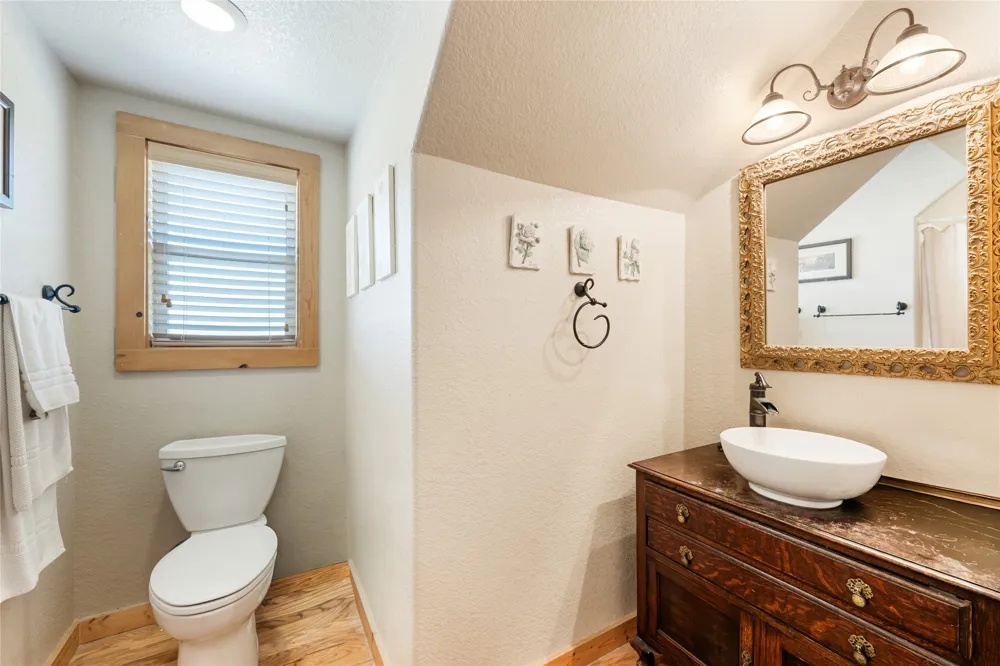 103 Ridge Oak Drive Wimberley, TX 78676