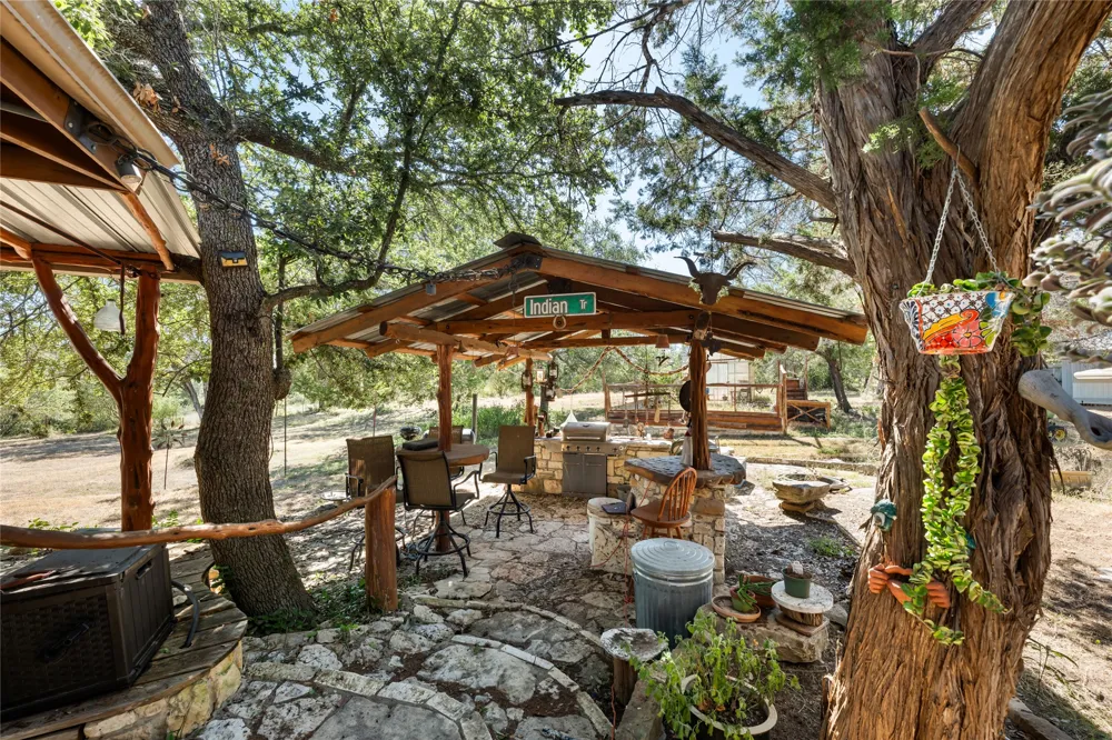 103 Ridge Oak Drive Wimberley, TX 78676