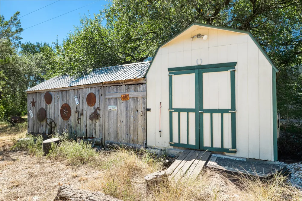 103 Ridge Oak Drive Wimberley, TX 78676