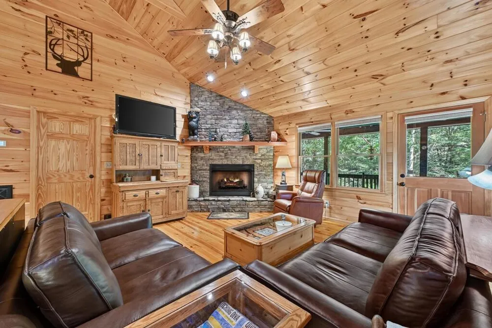 162 Primrose Court Ellijay, GA 30540