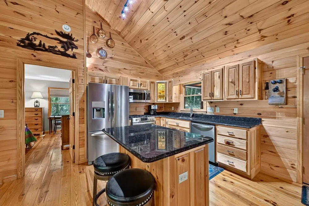 162 Primrose Court Ellijay, GA 30540