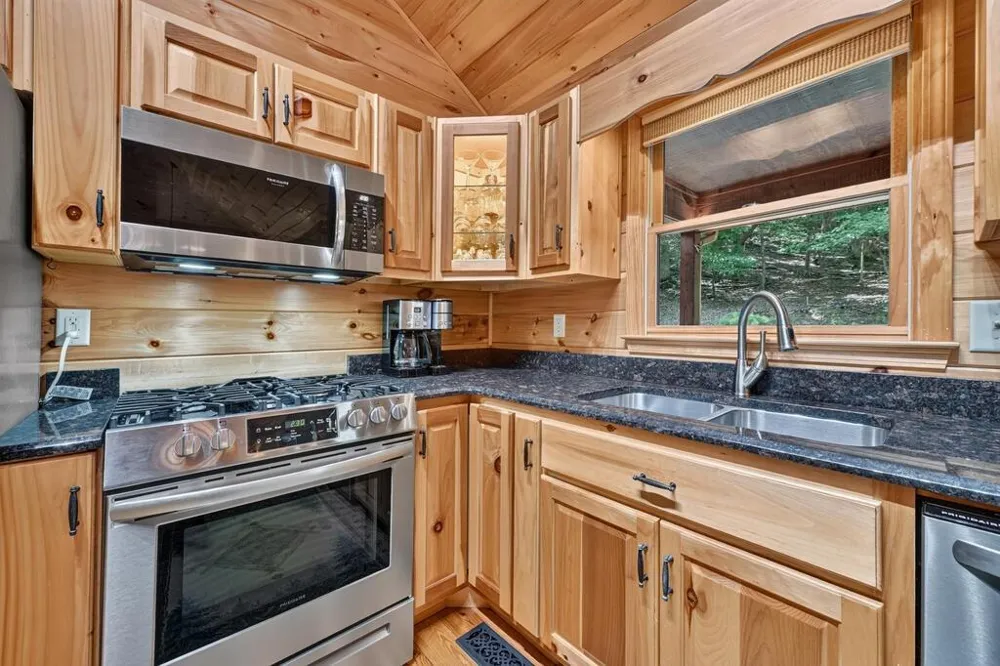 162 Primrose Court Ellijay, GA 30540