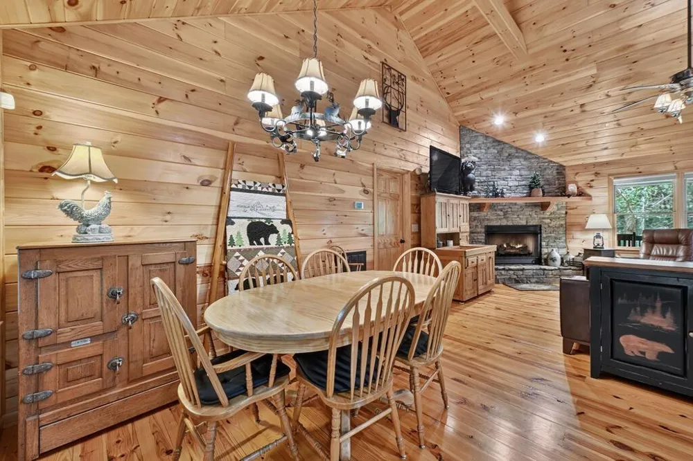 162 Primrose Court Ellijay, GA 30540