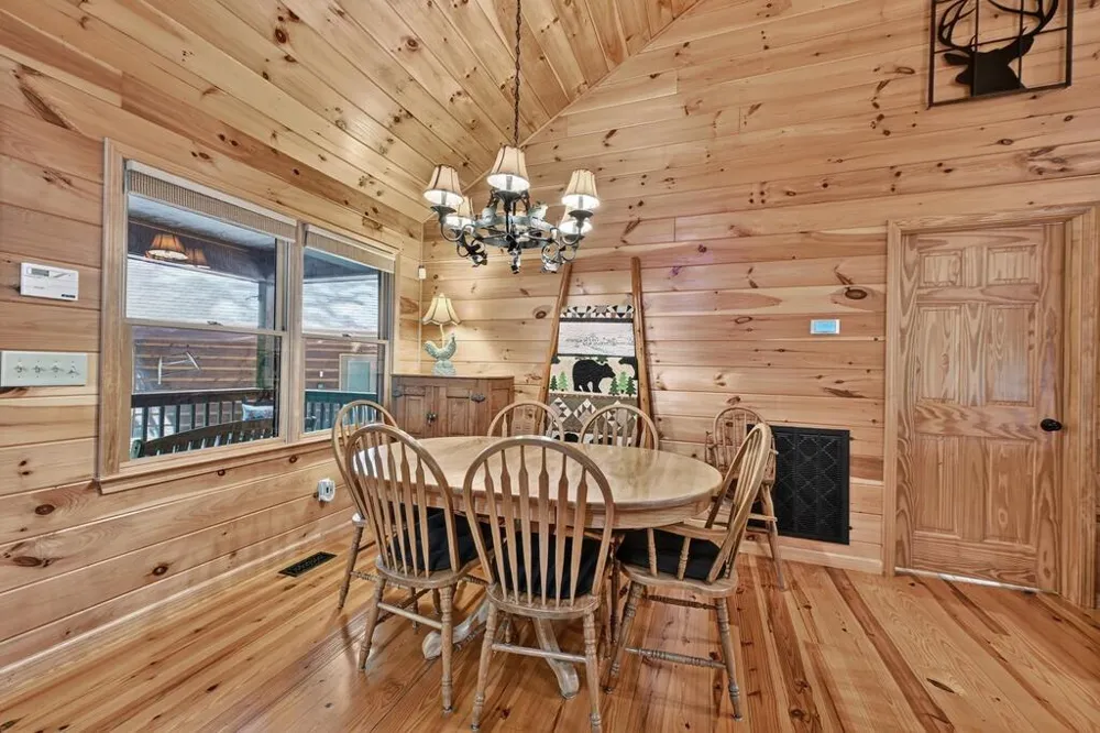 162 Primrose Court Ellijay, GA 30540