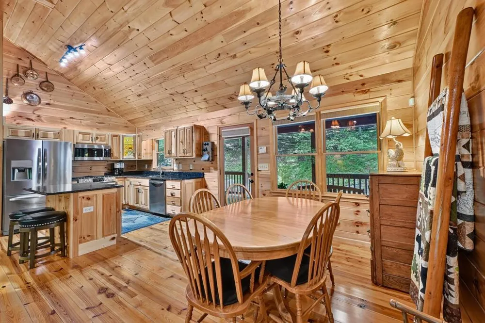 162 Primrose Court Ellijay, GA 30540