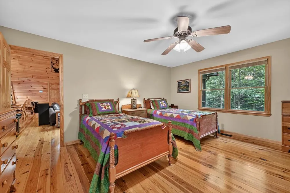 162 Primrose Court Ellijay, GA 30540