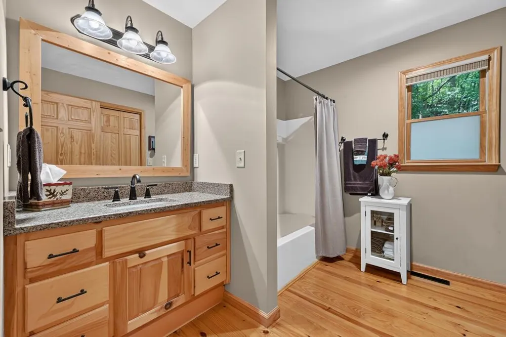 162 Primrose Court Ellijay, GA 30540