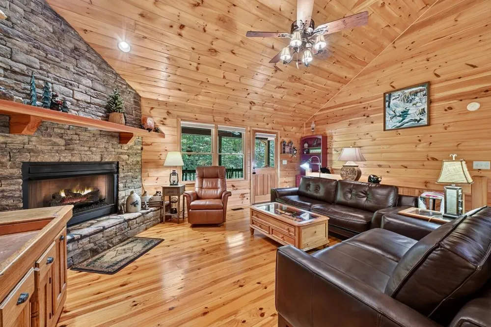 162 Primrose Court Ellijay, GA 30540