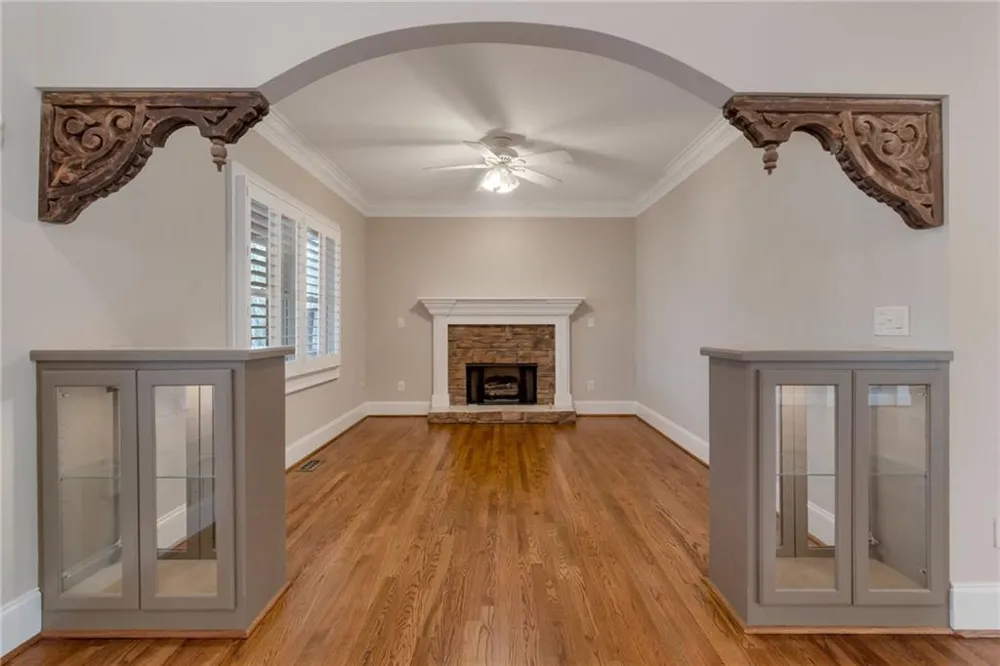 180 Forest Glen Drive Waleska, GA 30183
