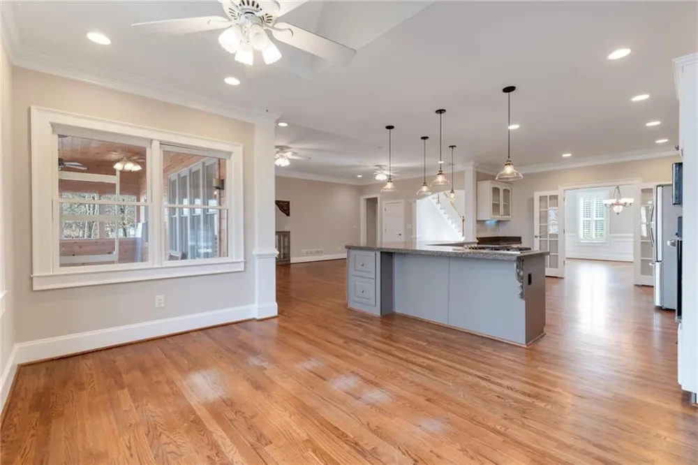 180 Forest Glen Drive Waleska, GA 30183