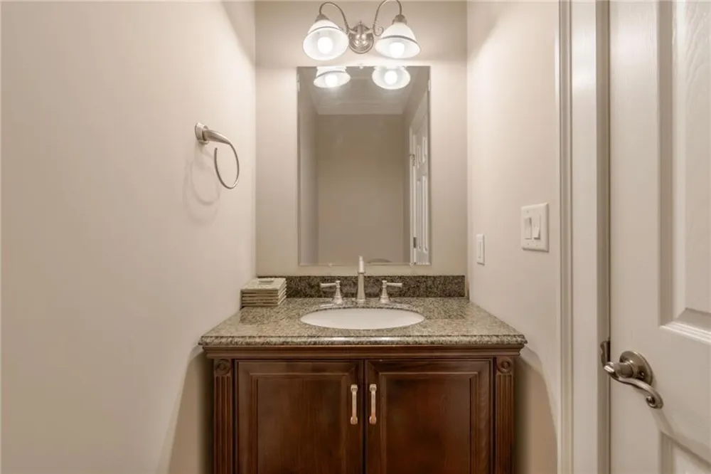 180 Forest Glen Drive Waleska, GA 30183