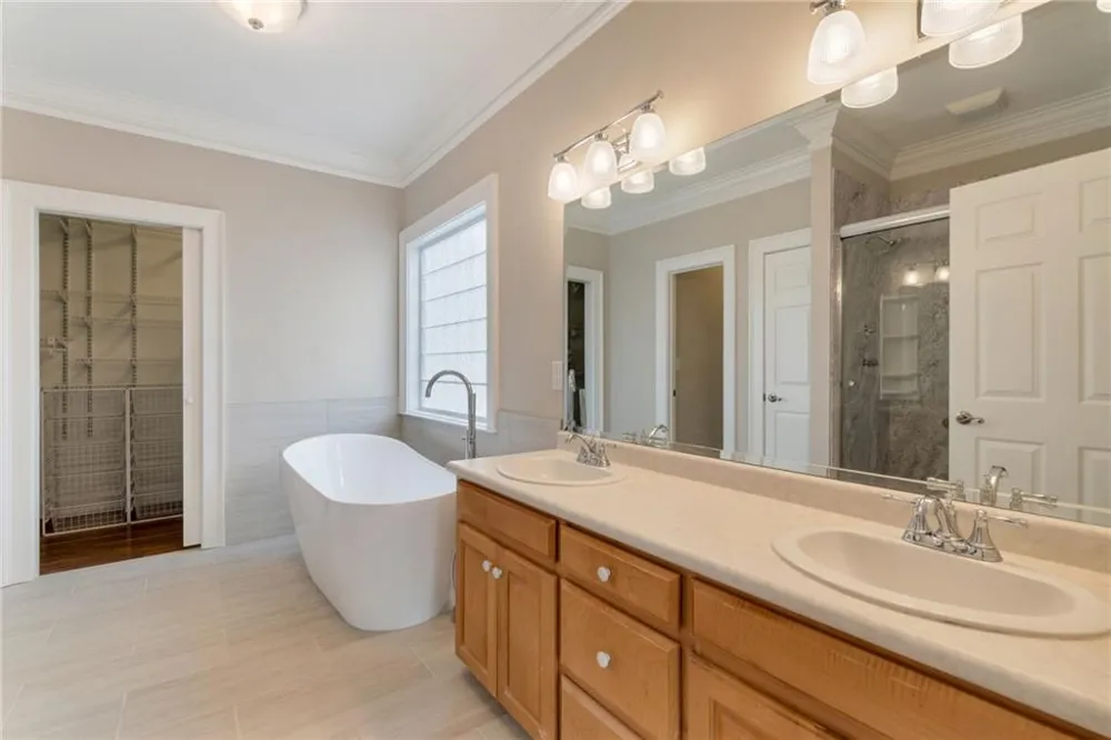180 Forest Glen Drive Waleska, GA 30183