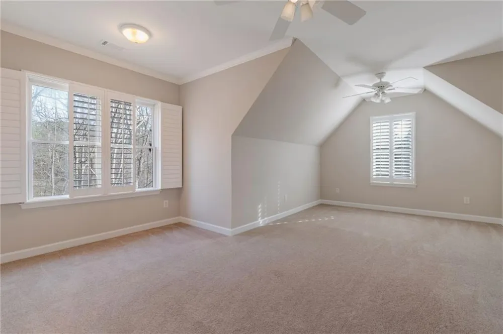 180 Forest Glen Drive Waleska, GA 30183