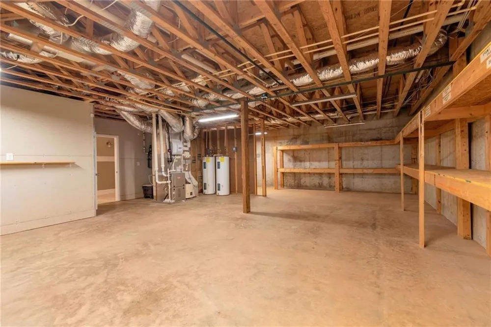 180 Forest Glen Drive Waleska, GA 30183