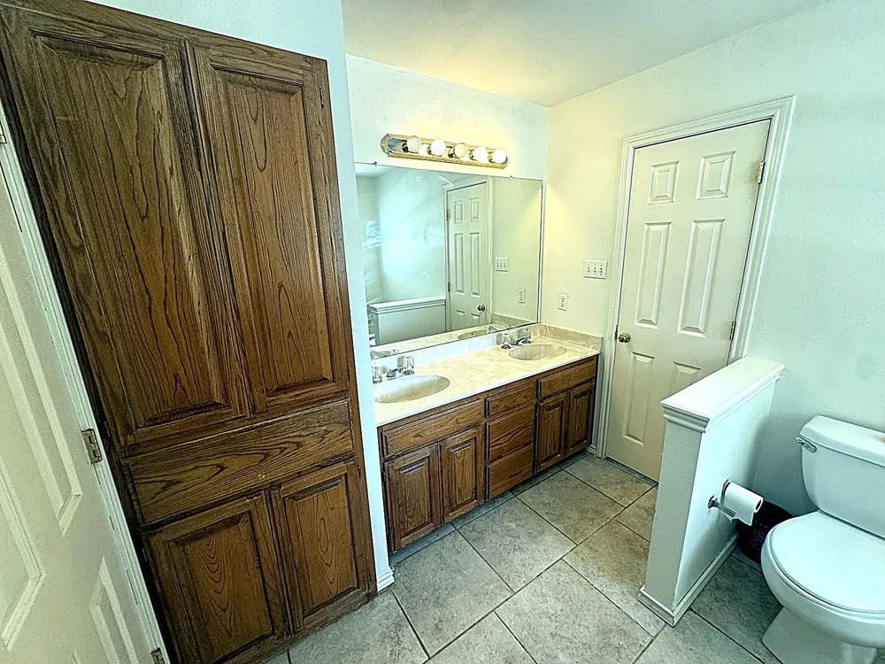 1599 County Road 2925 Dodd City, TX 75438