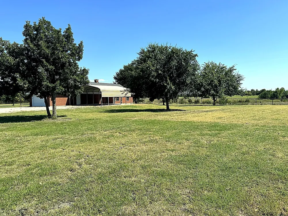 1599 County Road 2925 Dodd City, TX 75438