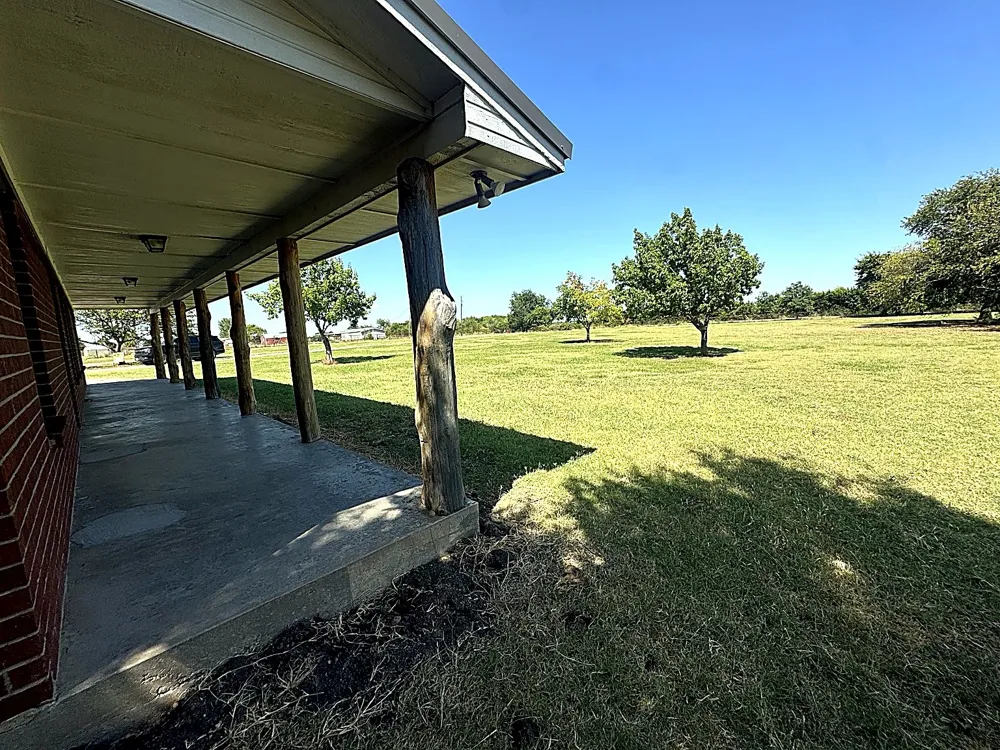 1599 County Road 2925 Dodd City, TX 75438