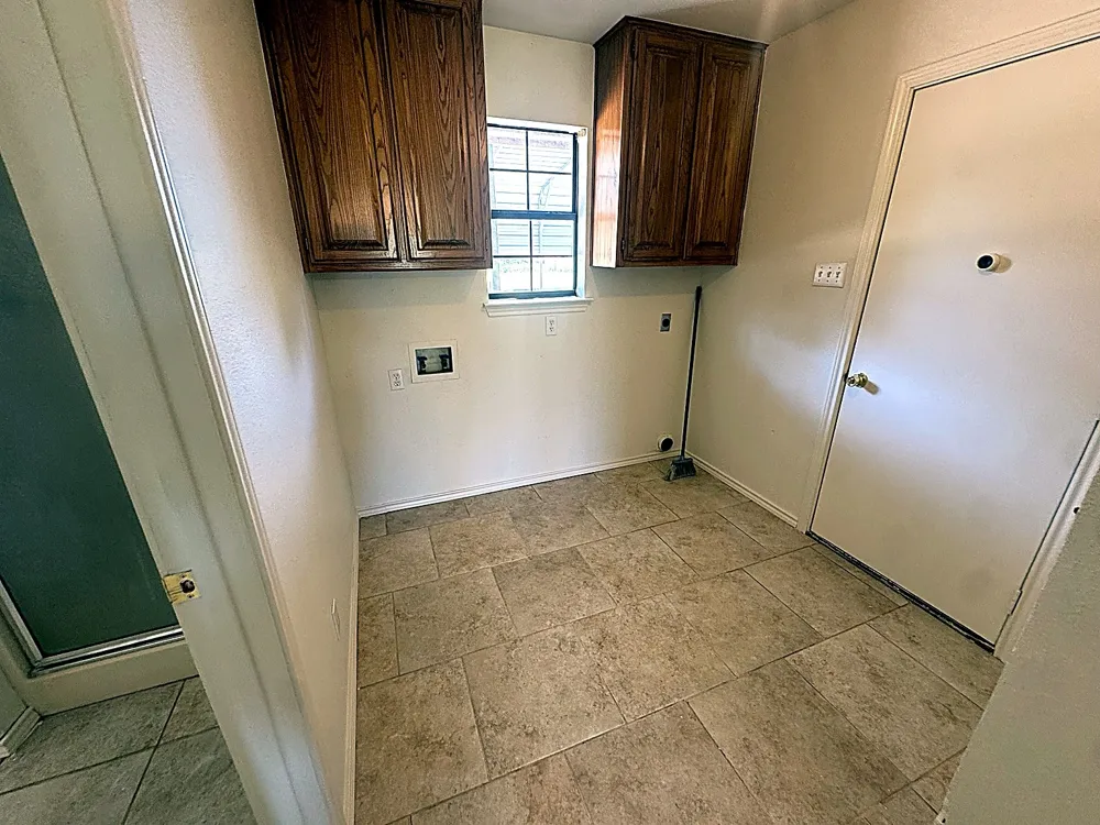 1599 County Road 2925 Dodd City, TX 75438