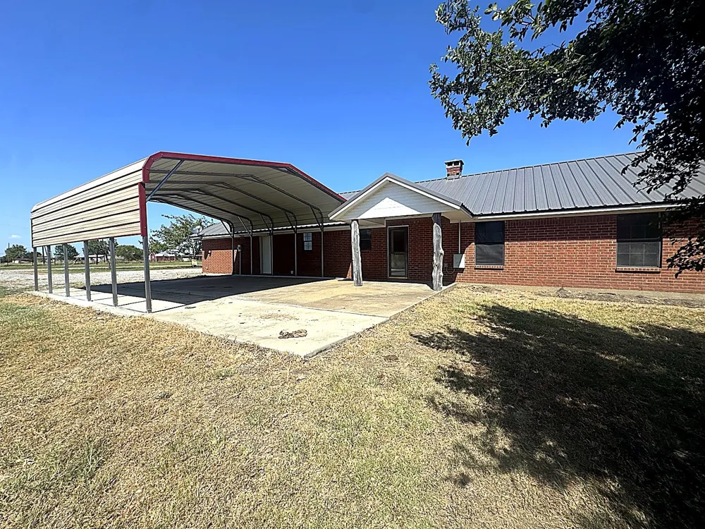 1599 County Road 2925 Dodd City, TX 75438