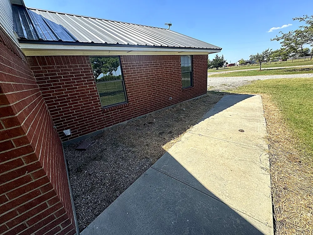 1599 County Road 2925 Dodd City, TX 75438
