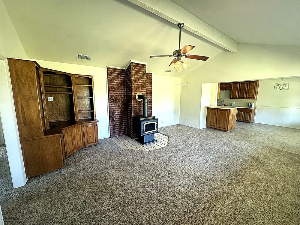 1599 County Road 2925 Dodd City, TX 75438