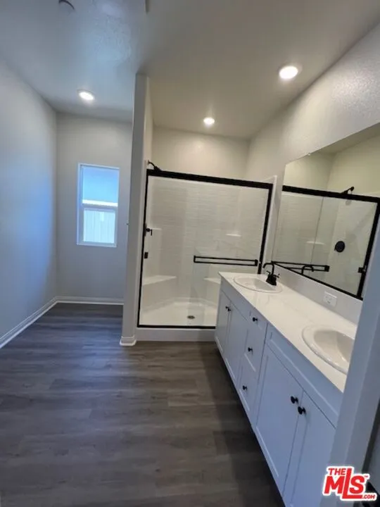 7323 Chetco River Street Bakersfield, CA 93311