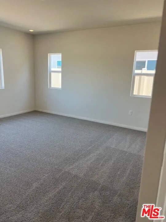 7323 Chetco River Street Bakersfield, CA 93311
