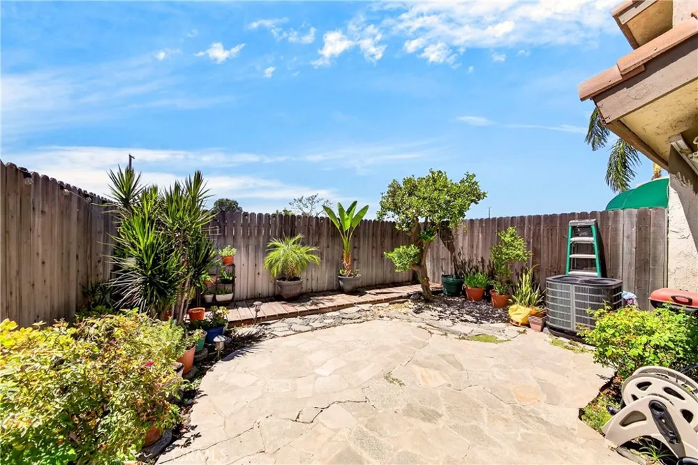6340 Sonora Cypress, CA 90630