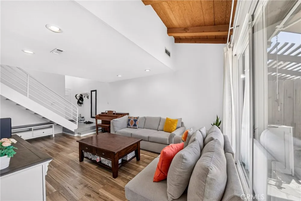 6340 Sonora Cypress, CA 90630