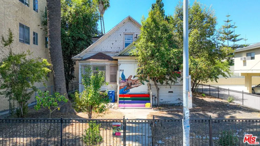 3015 Shrine Place Los Angeles, CA 90007