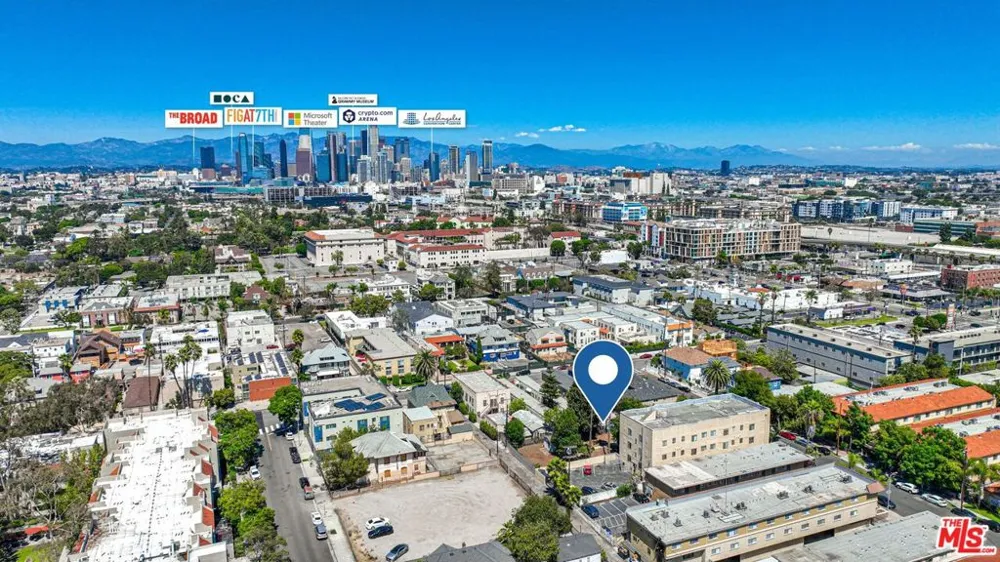 3015 Shrine Place Los Angeles, CA 90007