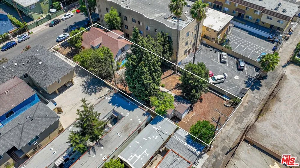3015 Shrine Place Los Angeles, CA 90007