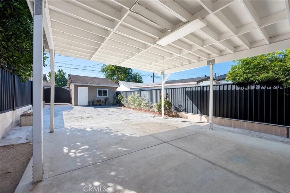 228 Alexander Avenue San Fernando, CA 91340