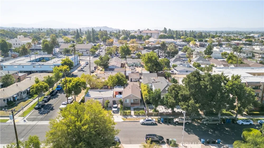 228 Alexander Avenue San Fernando, CA 91340