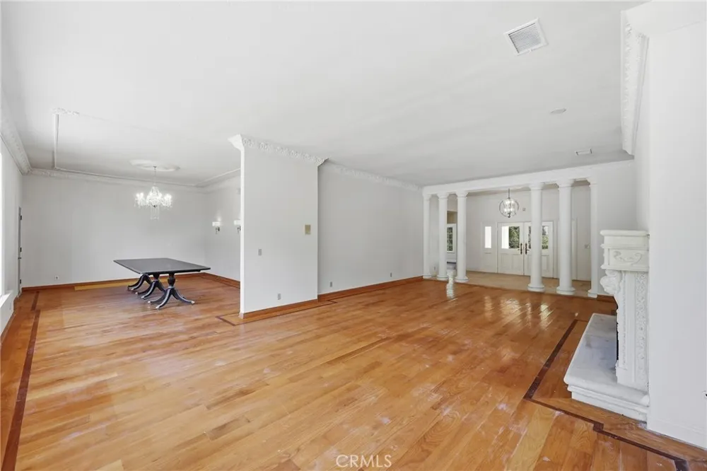 673 Deodar Bradbury, CA 91008