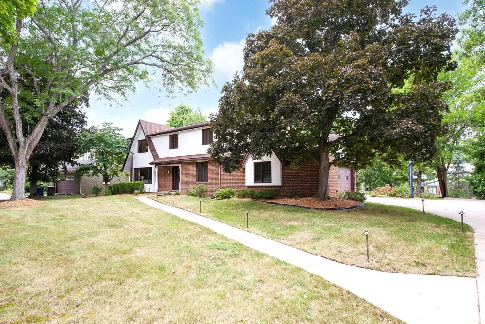 2764 Lowell Road Ann Arbor, MI 48103