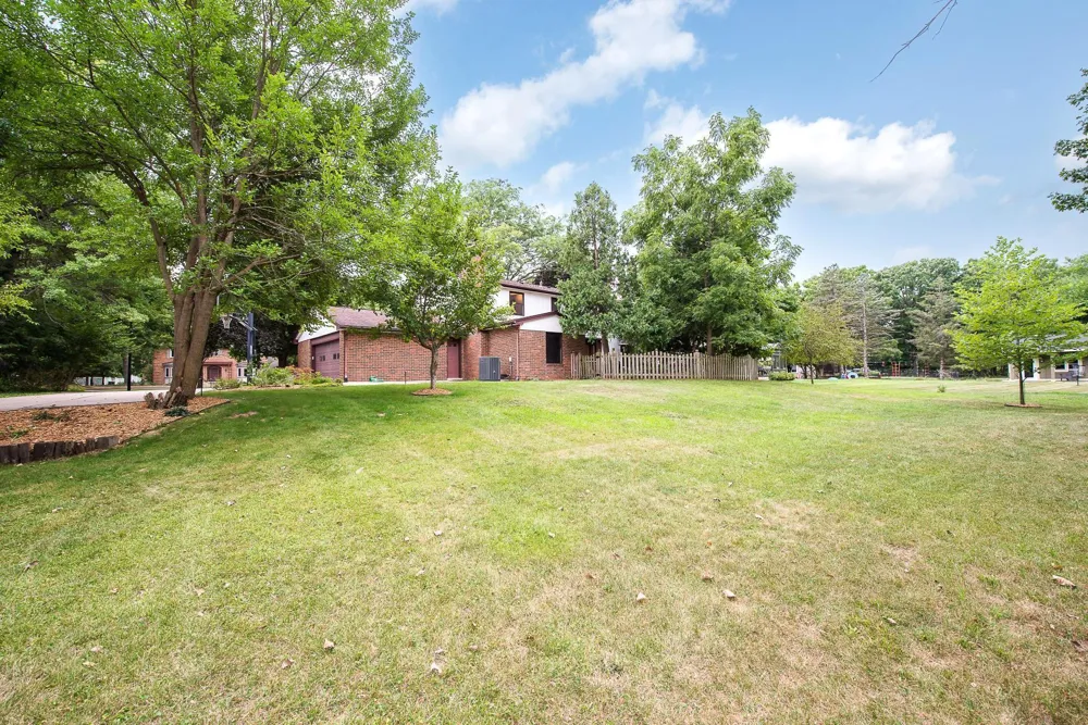 2764 Lowell Road Ann Arbor, MI 48103