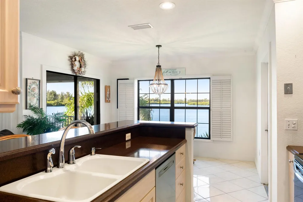5151 Highway A1A #114 Vero Beach, FL 32963